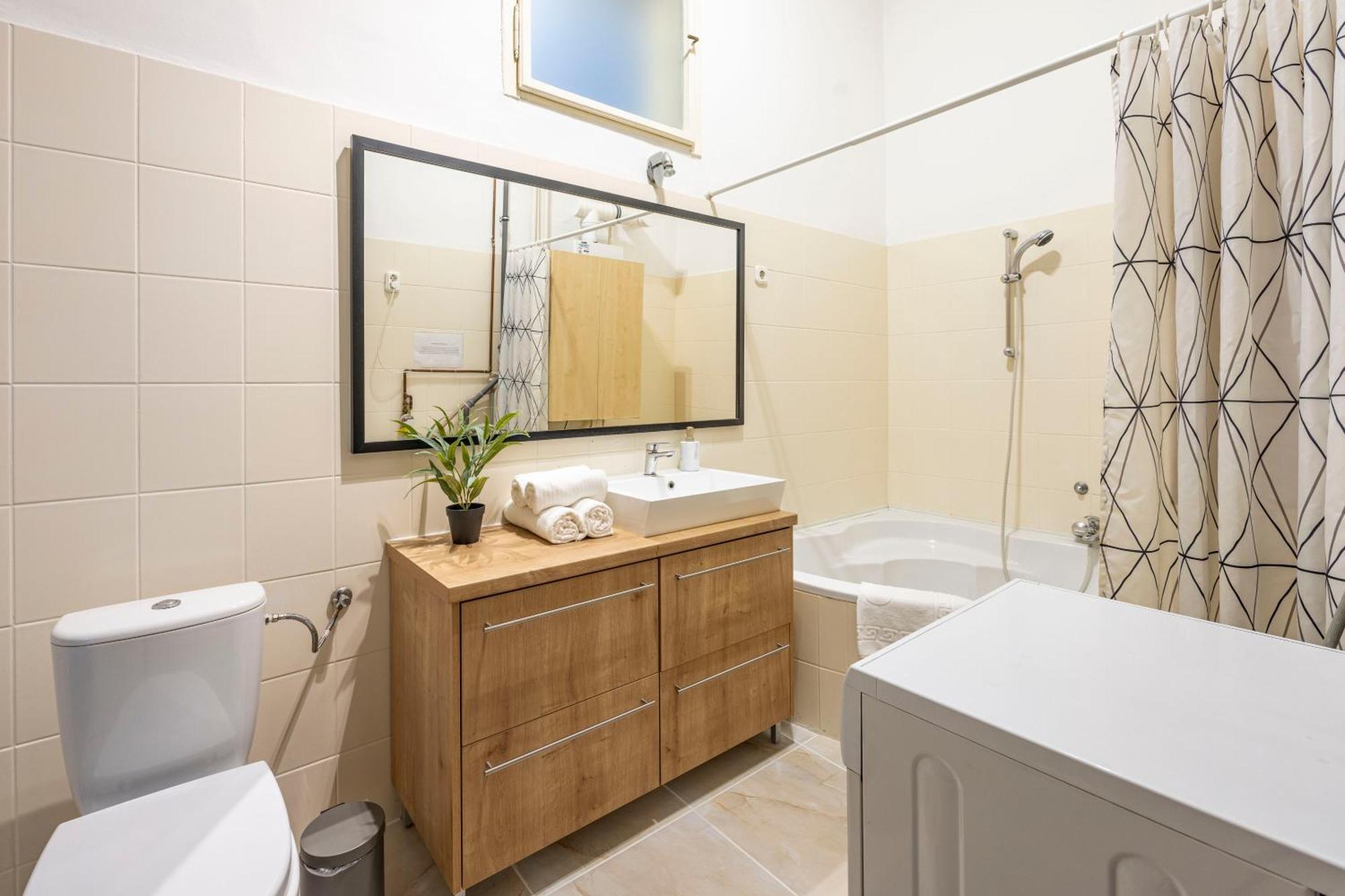 Super Central Cozy Home On The St. Stephen Road بودابست المظهر الخارجي الصورة